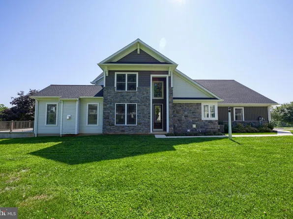 403 Murrycross Way, Millersville, PA 17551