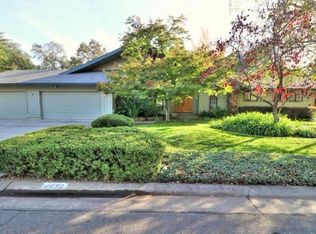 4882 Saint Augustine Dr, Elk Grove, CA