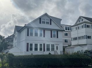 91 Shore Dr, Somerville, MA 02145