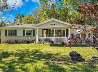 107 Short Dr, Fenton, MO 63026