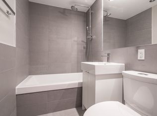 99 Tyndall Ave #2B-1BA-924SQFT, Toronto, ON M6K2G2