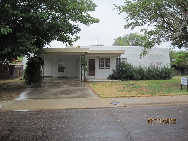 1st image of 1609 La Casa Dr