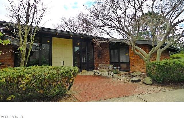 1st image of 24657 Dianne Dr