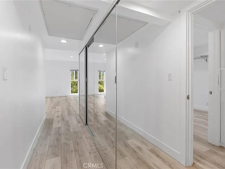 23401 Park Sorrento #34 — Photo 17