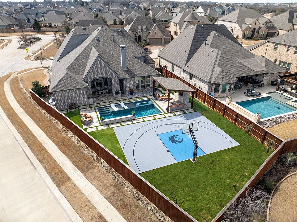 1st image of 871 Garland Dr