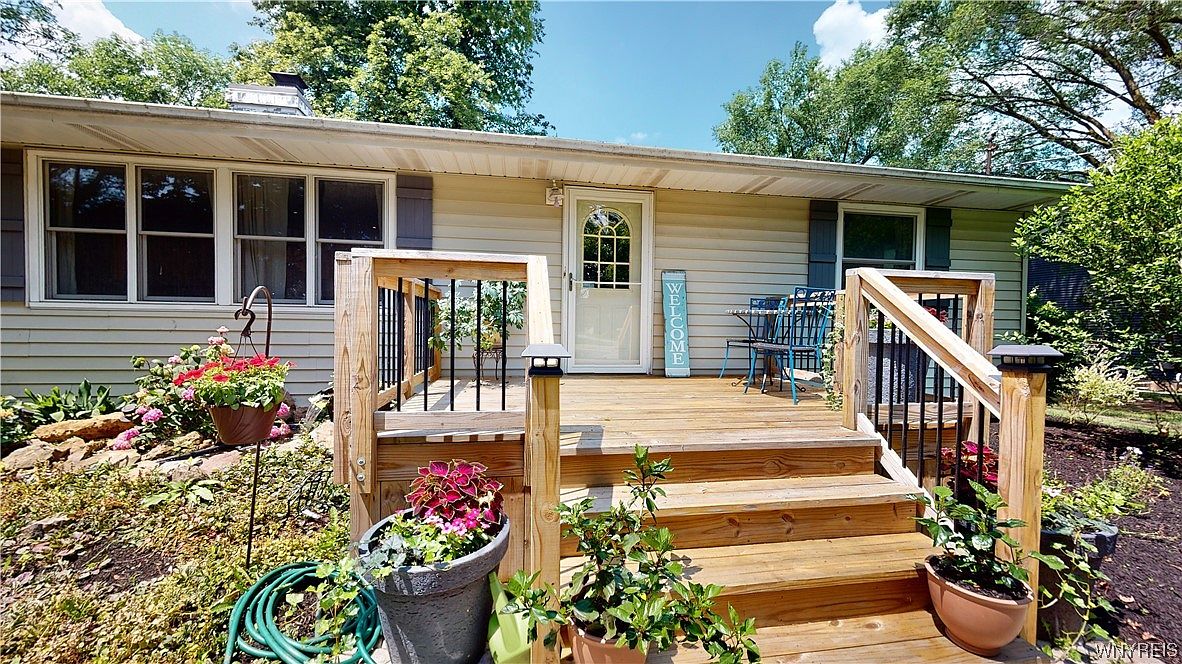 5338 Shawnee Rd, Sanborn, NY 14132 Zillow