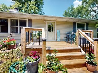 5338 Shawnee Rd, Sanborn, NY 14132