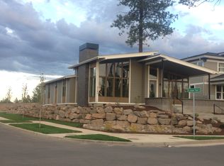 61090 SE Ruby Peak Ln, Bend, OR 97702