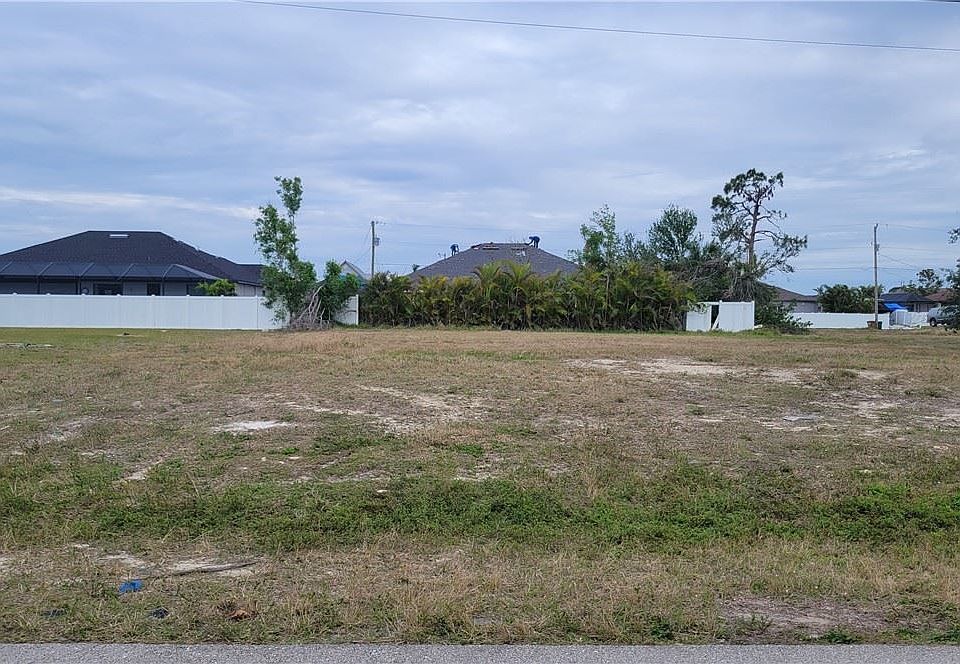2nd image of 1627 SW 19th Pl