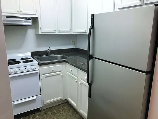 Rented by Joe Gotham LTD | media 19