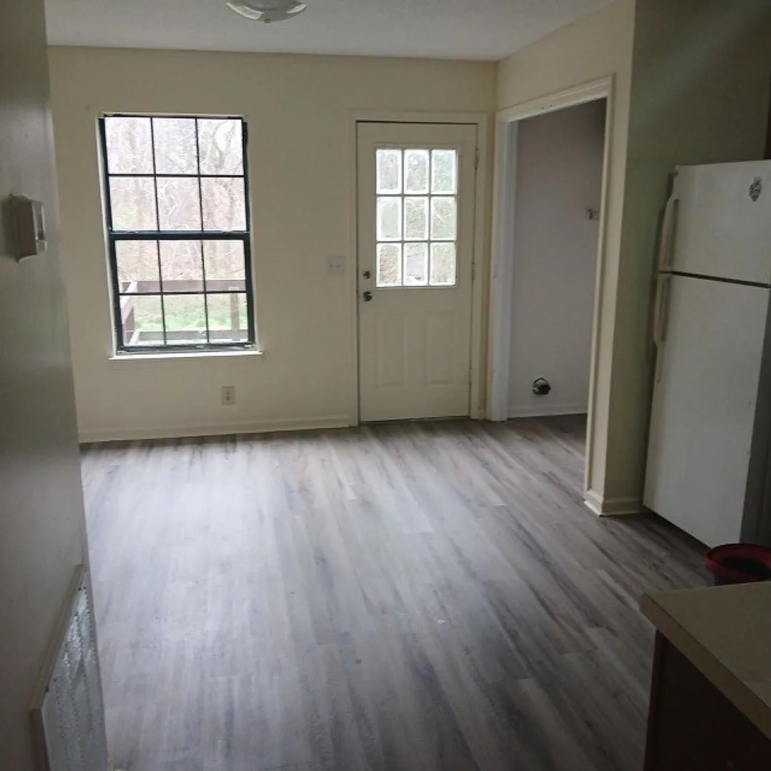 2514 Old Russellville Pike — Photo 1