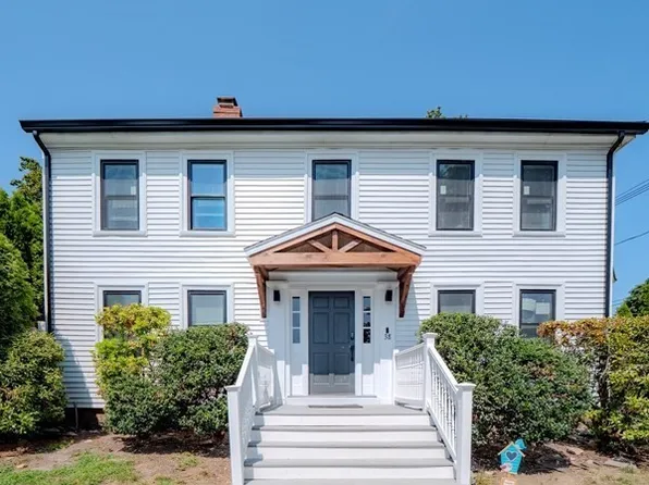 38 N Main St, Middleton, MA 01949