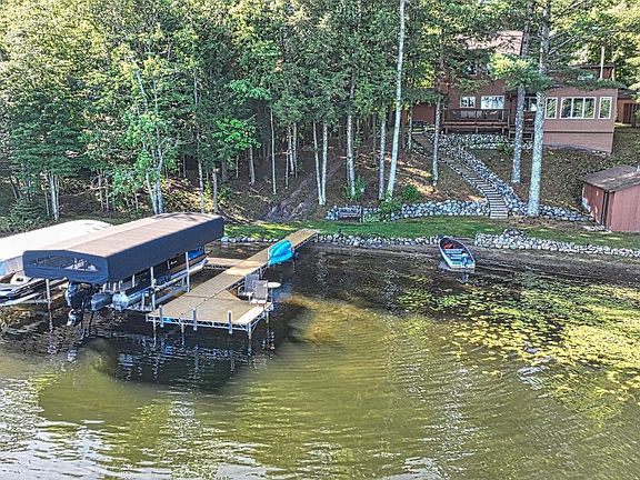 4th image of 1062 S Gunlock Lake Ln