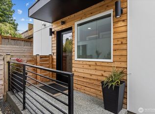 6055 7th Ave NW, Seattle, WA 98107