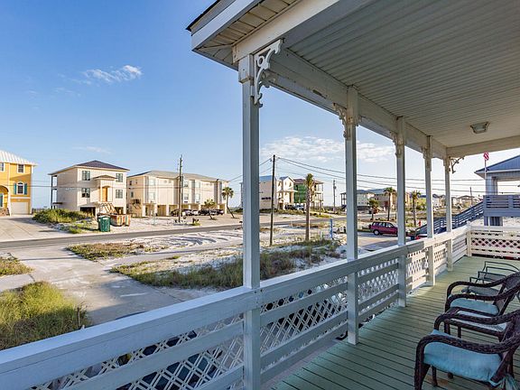 3rd image of 7818 Gulf Blvd