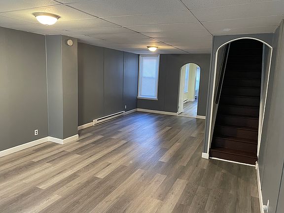 3rd image of 169 W Chew St