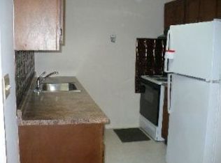 40 Trent Ct #40, Ridge, NY 11961