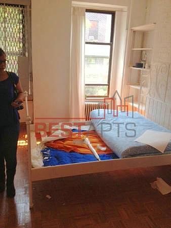 2nd image of 263 E 10th St APT 8