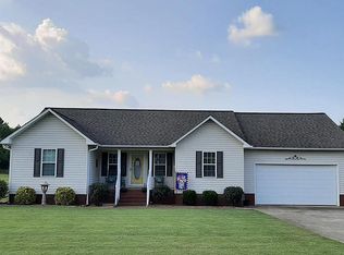2212 Fox Run Rd, Scottsboro, AL 35768