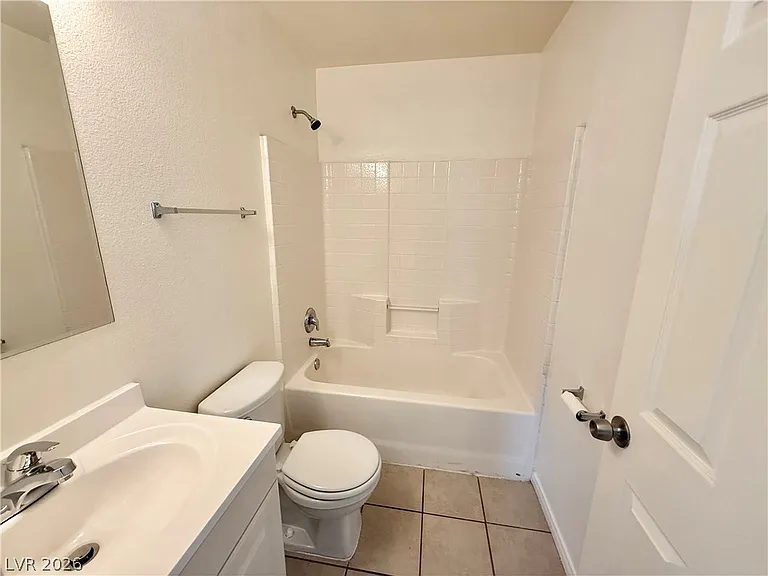 1070 Potro Ave #4 — Photo 9