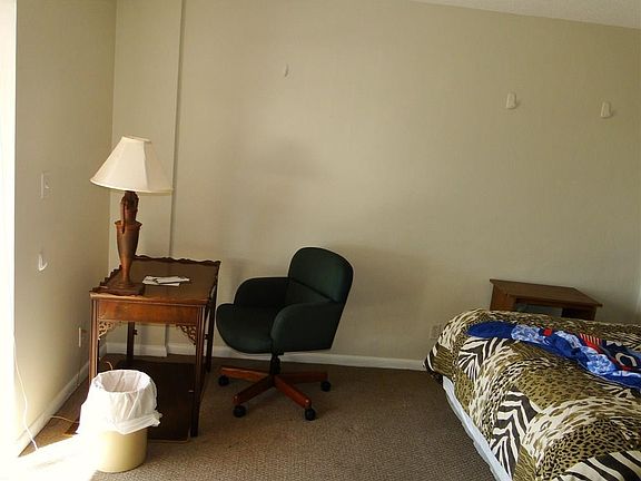 4th image of 2900 NE 30th Street #4-C