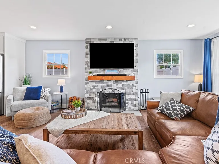 24935 Spadra Ln — Photo 8