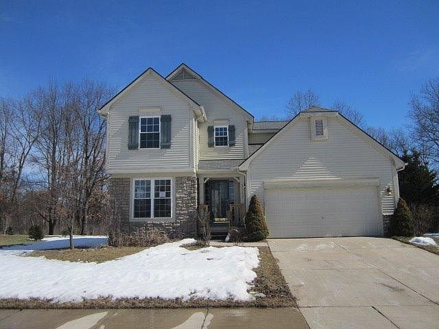 1st image of 8352 Parkridge Dr