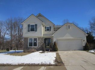 8352 Parkridge Dr, Dexter, MI 48130