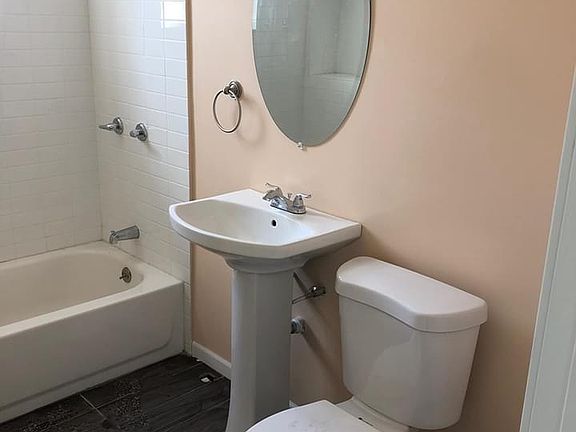 2nd image of 2524 S California Ave #2W