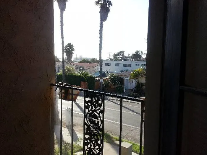 1641 Sunset Cliffs Blvd #3 — Photo 2