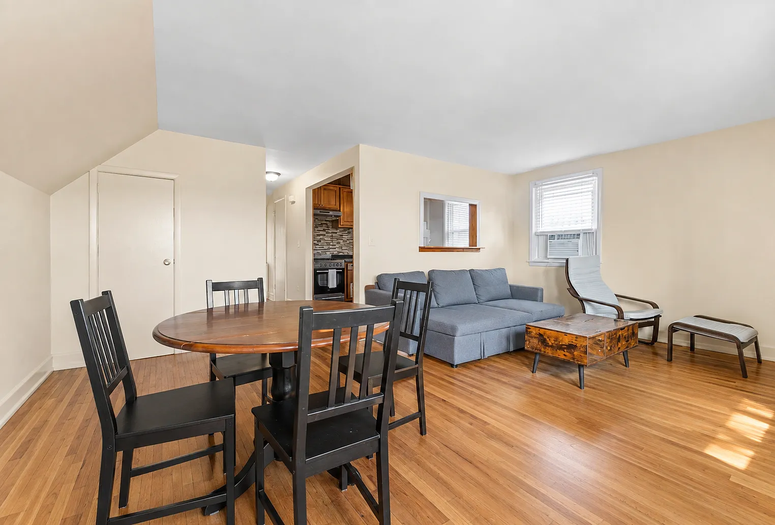 1 bed, $2,500 — Photo 4