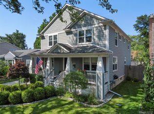 1613 N Maple Ave, Royal Oak, MI