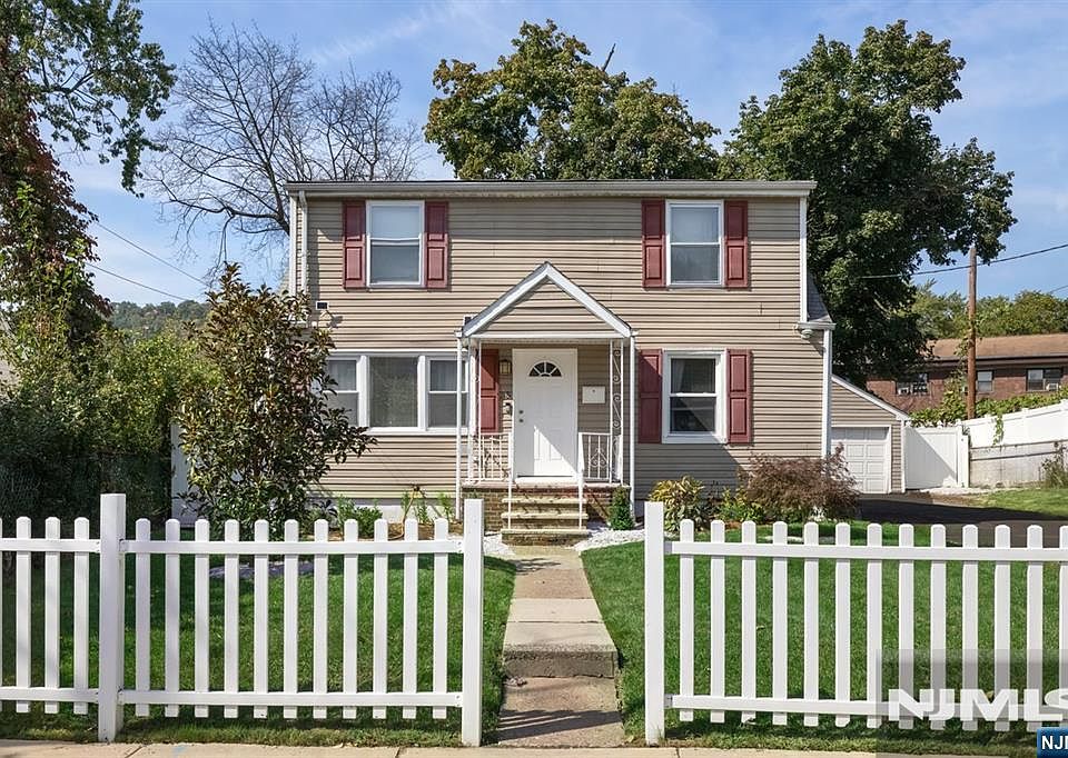 1st image of 35 Colonial Avenue