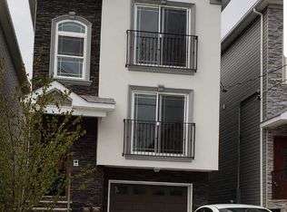 310 S Park St, Elizabeth, NJ 07206