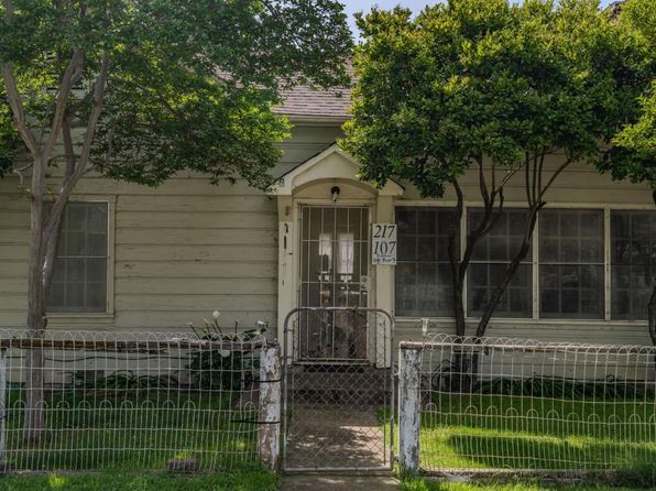 217 S Buena Vista St, Ione, CA 95640
