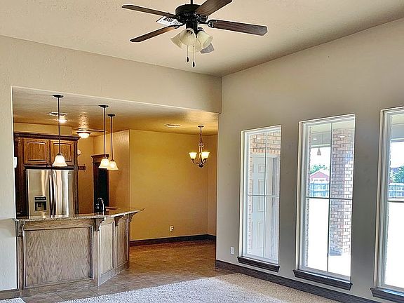 5th image of 1205 Wisteria Ln
