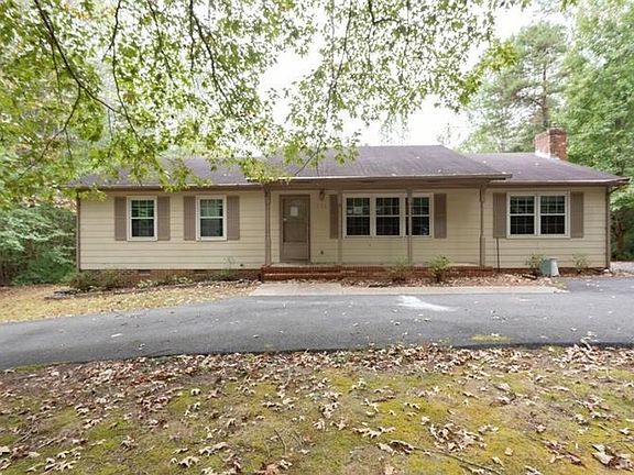 3rd image of 224 Morgan Ln