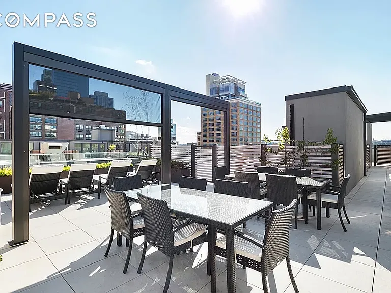 540 W 49th St #CY4S — Photo 13
