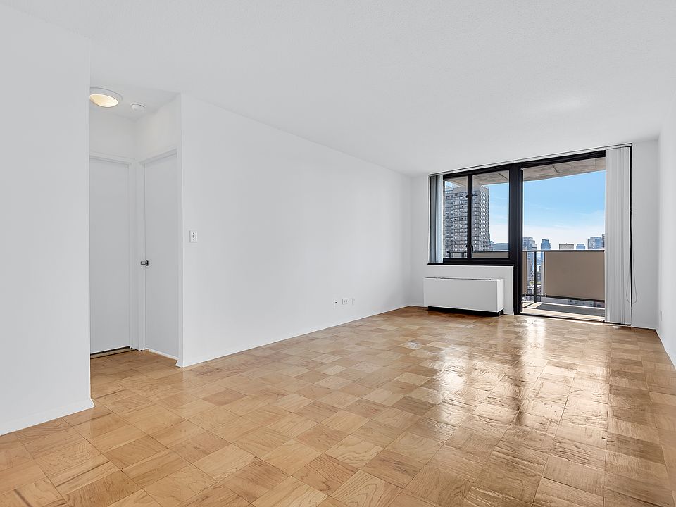 1st image of 407 Park Ave S APT 23D