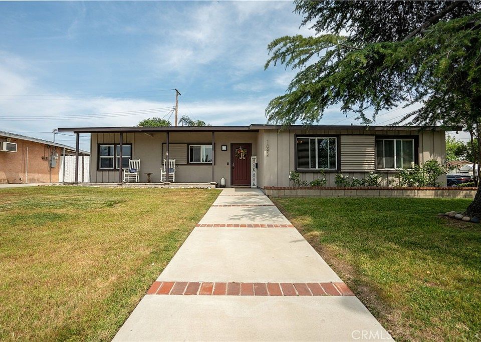 1st image of 1082 S Prospero Dr