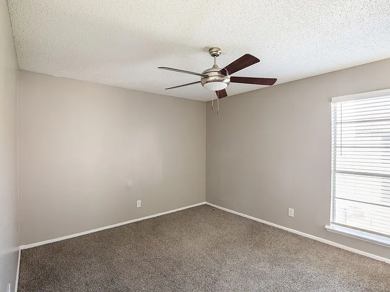 Athena Apartments — Photo 61