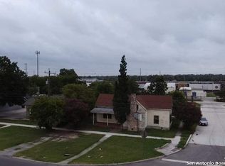 2002 N Interstate Highway 35, San Antonio, TX 78208