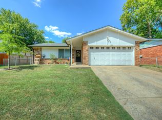 2800 S Bahama Ave W, Sand Springs, OK 74063