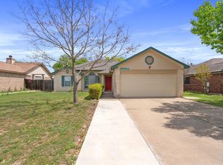 604 Maplecreek Dr, Leander, TX 78641