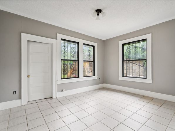 Additional property image - 802 S Montclair Ave, Dallas, TX 75208