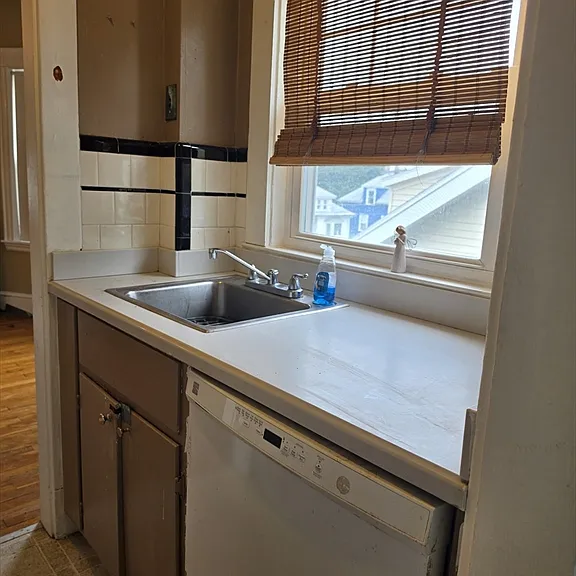 15 Fair Oaks Ave #2 — Photo 5