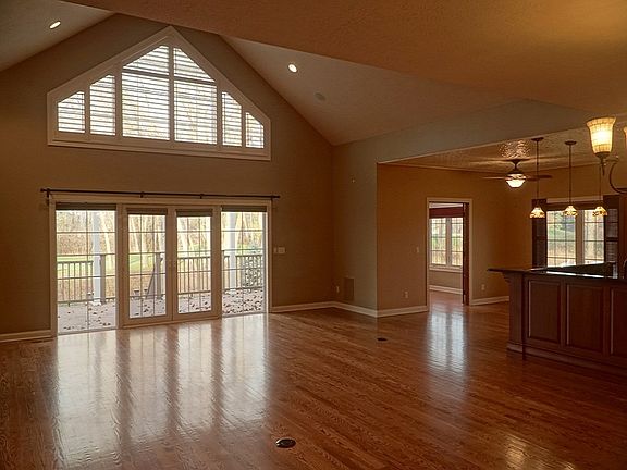 Great room w/ view to course
