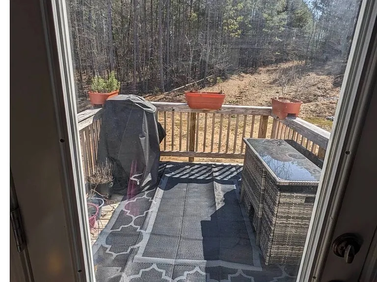 152 Misty Grove Ln — Photo 8