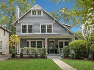 1162 Asbury Ave, Winnetka, IL 60093