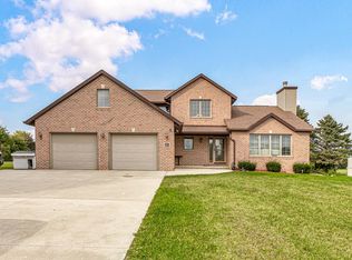 907 S Parkview Rd, Manitowoc, WI 54220